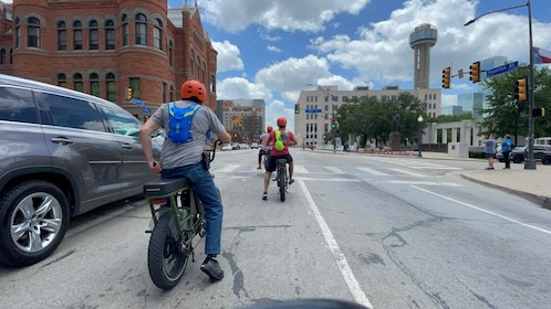 Tour in bicicletta elettrica del centro di Dallas