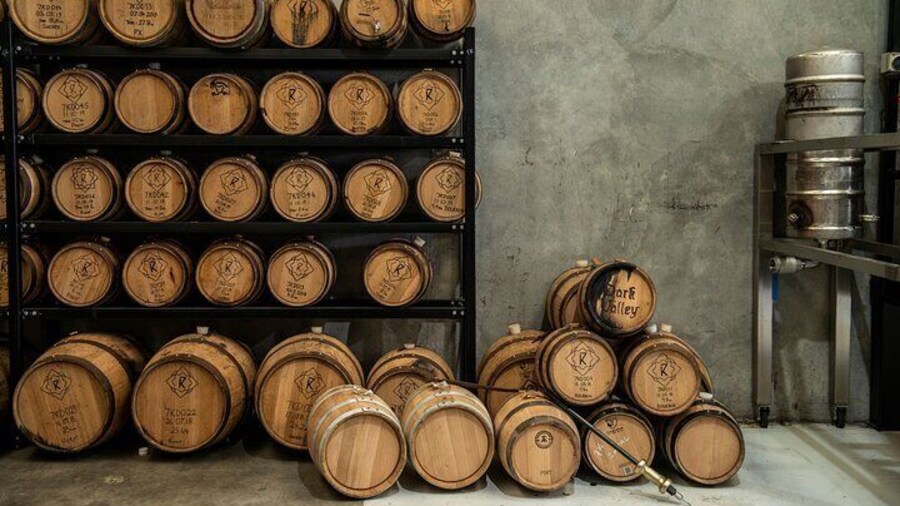 Private Deluxe Spirits Wine Tasting in Derwent Park Australia