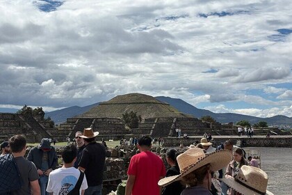 3-Hour Private Archaeological Walking Tour in Mexico with quad bike