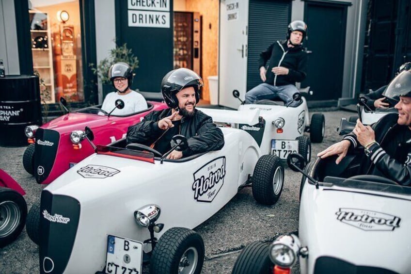 Berlin City Tour in a Mini Hotrod