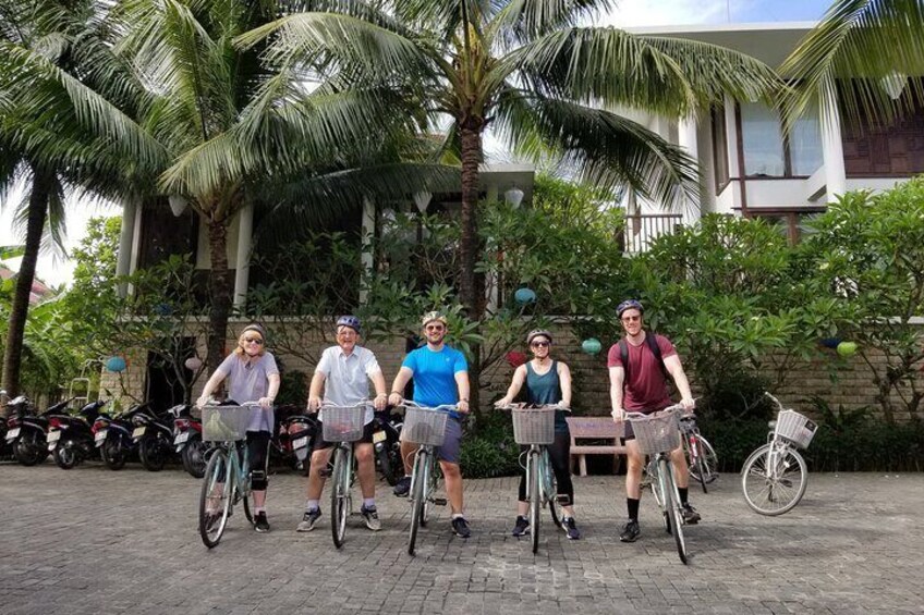 Hoi An town private walking tour with boat trip