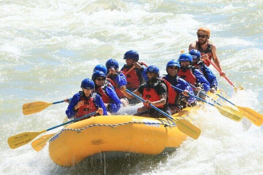 18-Mile 6Hrs of Fun on the Yellowstone River with lunch!