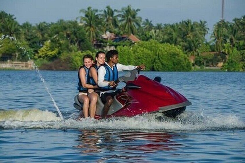 Private Jet Skiing in Trincomalee