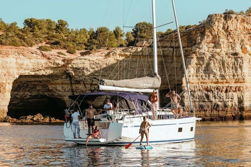 3h30 Half day Luxury Sail-Yacht cruise + Anchored Chill Out Stop
