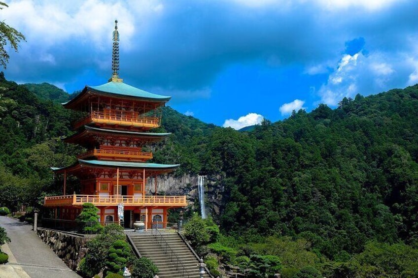 10-Day Private Tour with more than 60 Attractions in Japan