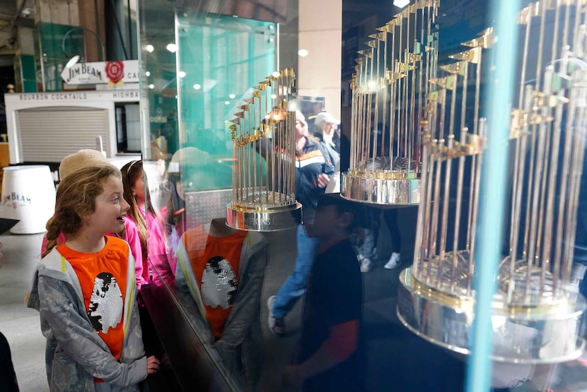 Picture 2 for Activity San Francisco: Giants Oracle Park Ballpark Tour