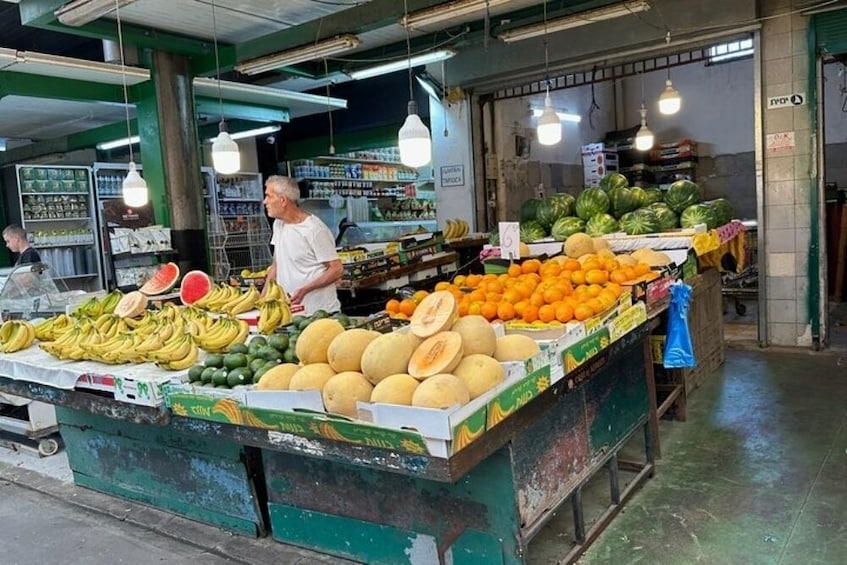 Tel Aviv: Food Tasting Tour of Hatikva Iraqi Jewish Market