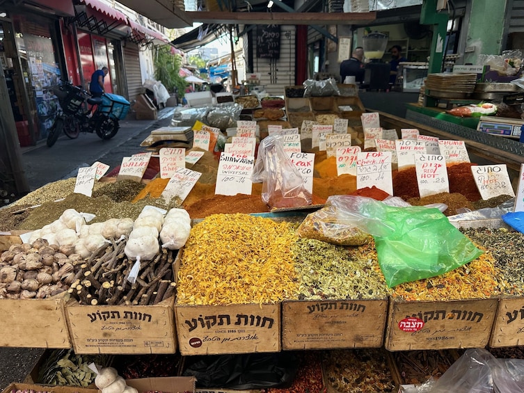 Tel Aviv: Shuk HaCarmel's Culture, History, and Culinary Delights