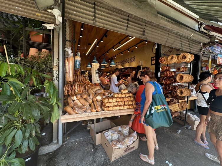 Tel Aviv: Food Tasting Tour of Hatikva Private Tour Guide Market 