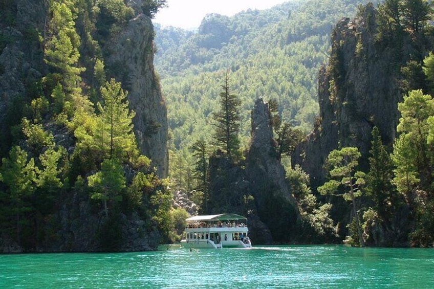 Green Canyon Boat Trip with Unlimited Soft Drinks