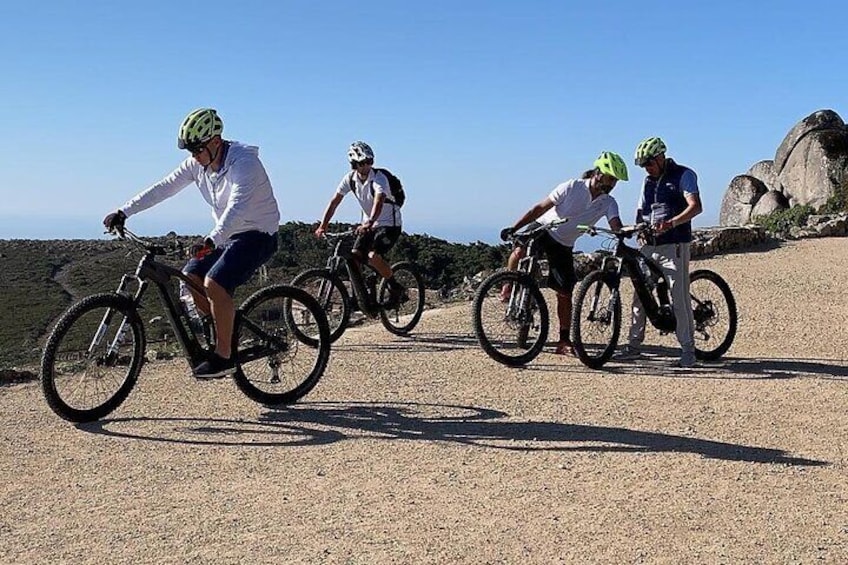 Electric Mountain Bike Tour in Sintra-Cascais Natural Park