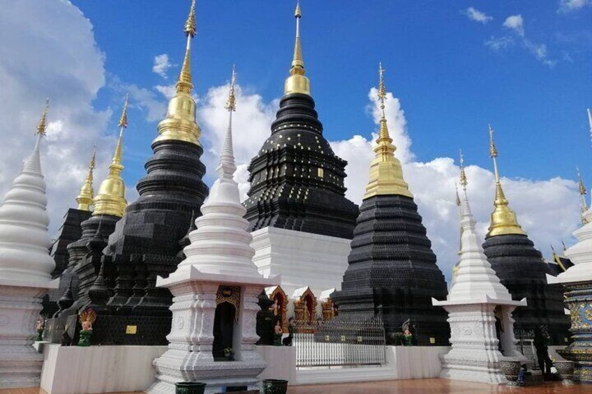 The Best Full Day Tour: Doi Suthep, Wat Phalat, Sticky Waterfall