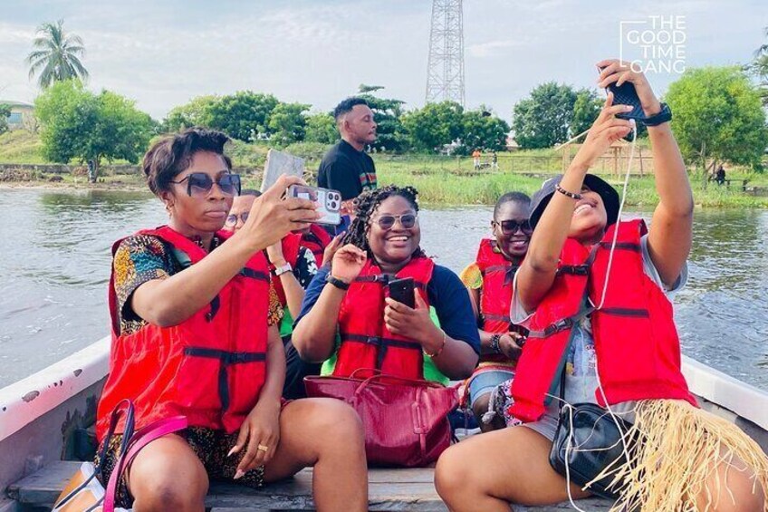 Take a boat ride on Gberefu Island