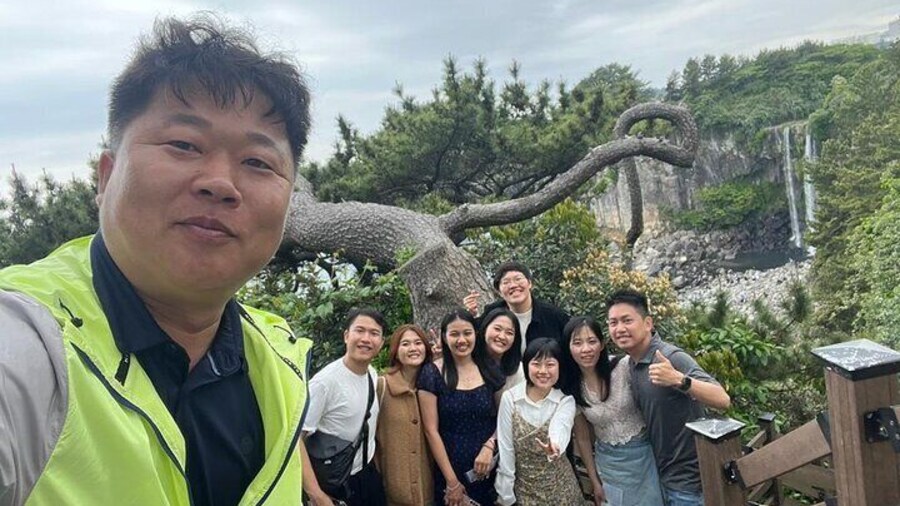 Taxi Tour in West and South Jeju Island