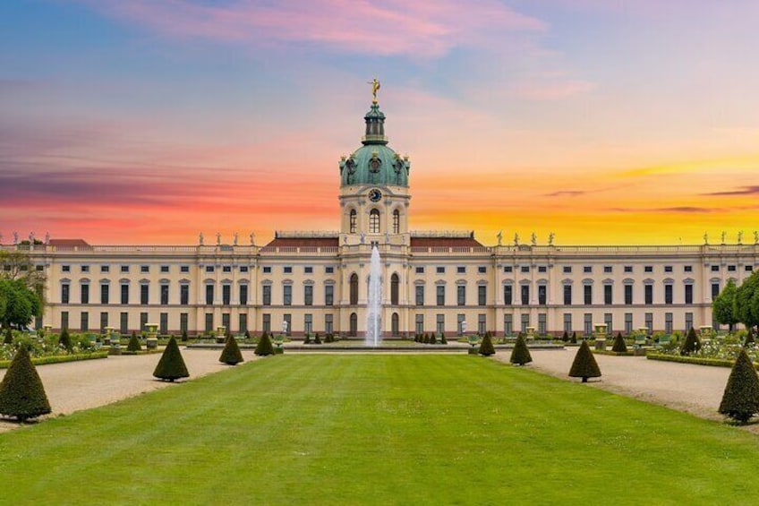 4-Hour Private Skip-the-line Charlottenburg Palace and Garden