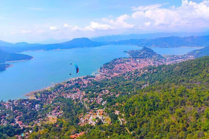 Amazing Paragliding Flight in Valle de Bravo