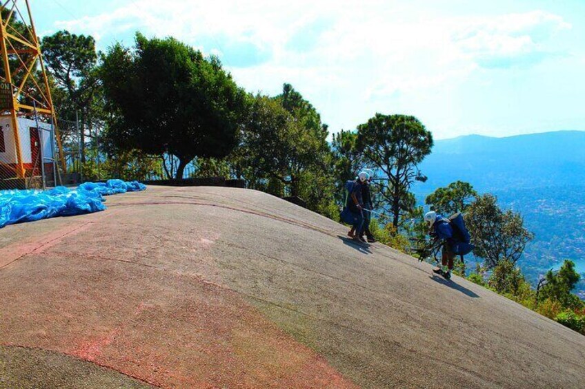 Amazing Paragliding Flight in Valle de Bravo