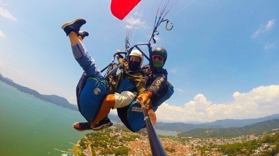 Paragliding in Valle de Bravo