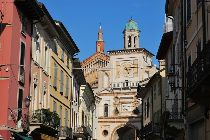 Crema In-App Audio Tour: Exploring the Hidden Gem of Lombardy