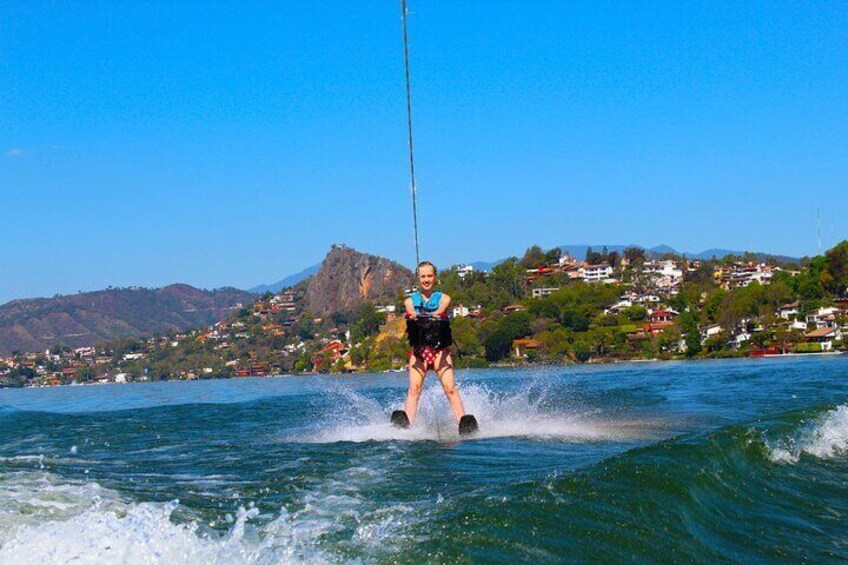 Water Skiing in Valle de Bravo