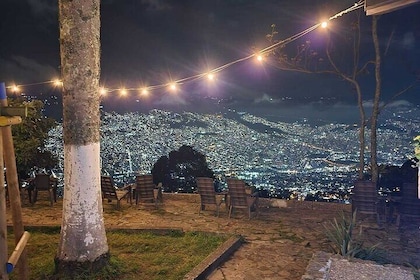 Private Night Tour of the Best Viewpoints in Medellín