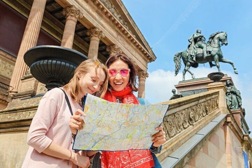 Skip-the-line Pergamon Museum and Berlin Cathedral Tour