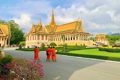 2 Day-Phnom Penh by Private Tours