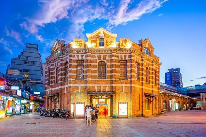 2-Hour Private Ximending Area Walking Tour