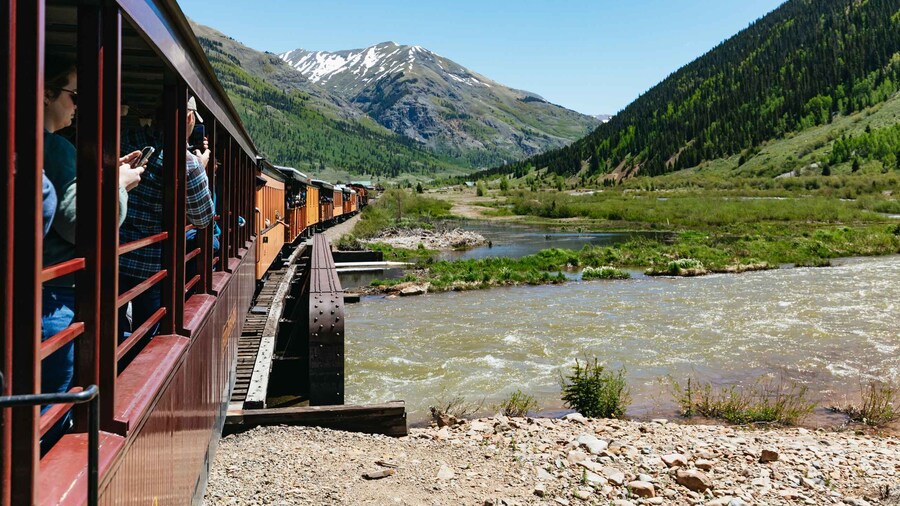 Durango: Round-Trip Train Ticket to Silverton
