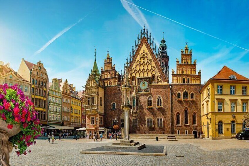 Wroclaw Jewish History Tour with Synagogue and Cemetery