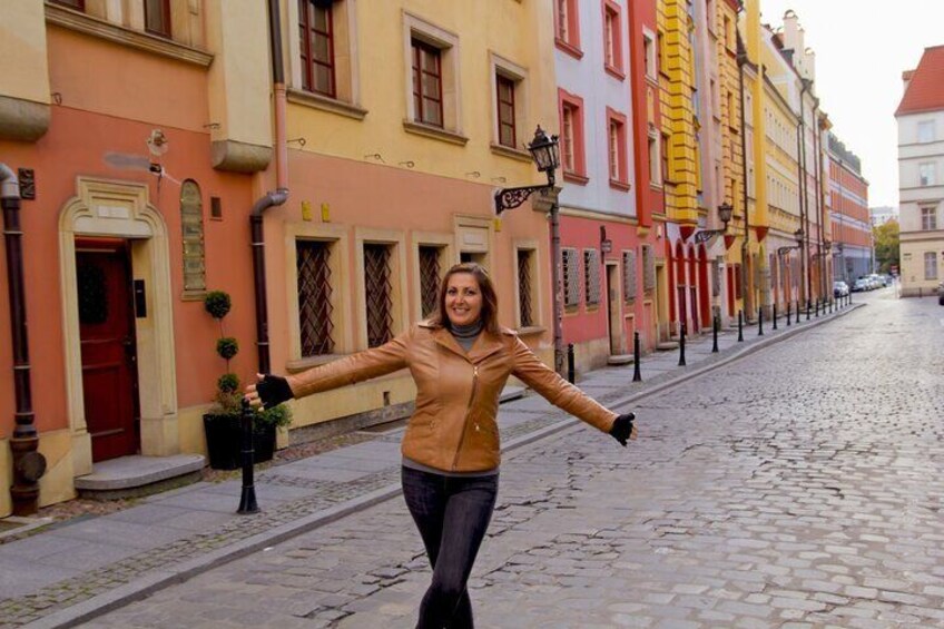 Wroclaw Jewish History Tour with Synagogue and Cemetery