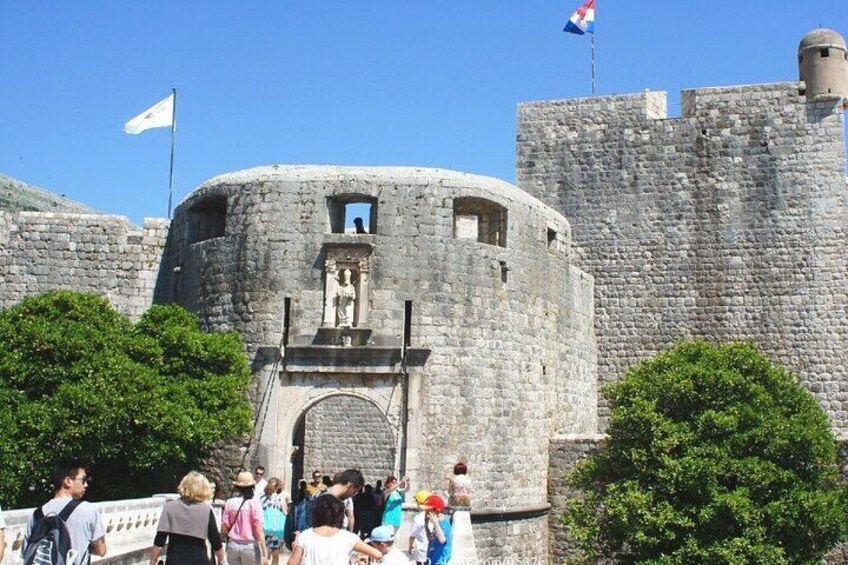 Dubrovnik Old Town & City Walls: Private Half-Day Walking Tour