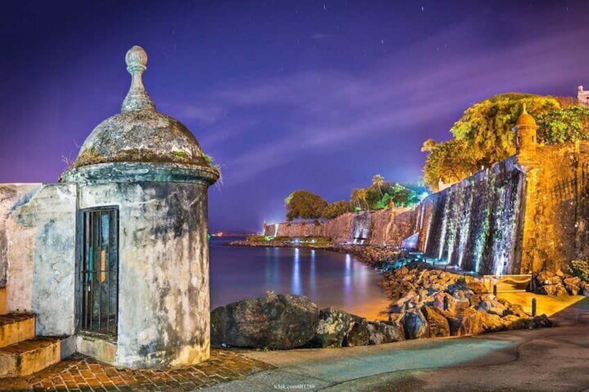 The Ghosts of San Juan: Private 2.5-hour Spooky Evening Tour