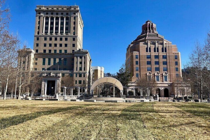 Downtown Asheville & Biltmore Village: Private Full-Day Tour