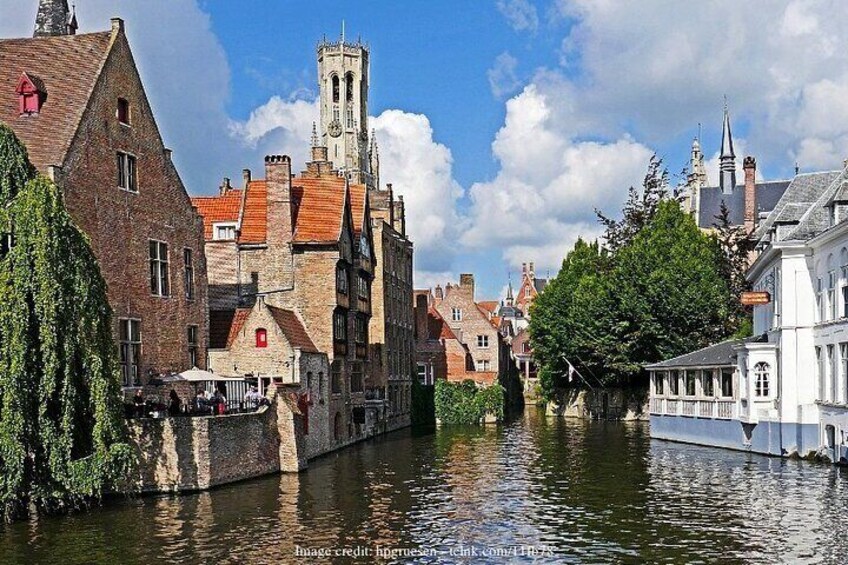 Welcome to Bruges: Private Half-Day Walking Tour