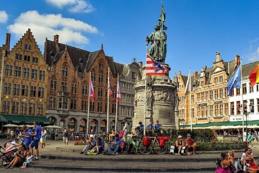 Welcome to Bruges: Private Half-Day Walking Tour