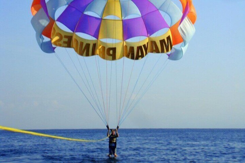 Private Parasail Flight Experience In Bay Islands