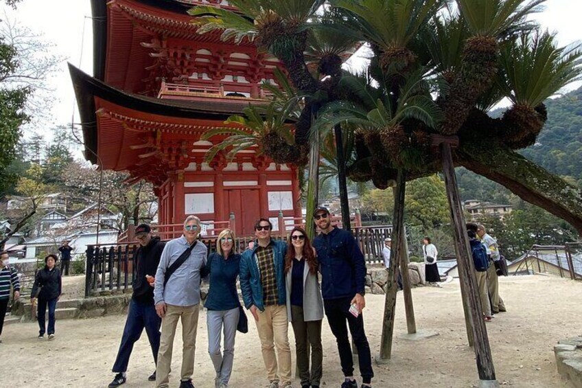 1-Day Private Sightseeing Tour in Hiroshima and Miyajima Island