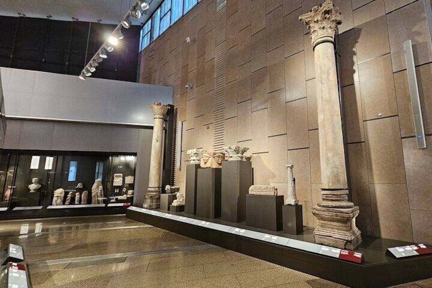 Grand Egyptian Museum, Grand staircase, New Galleries & lunch
