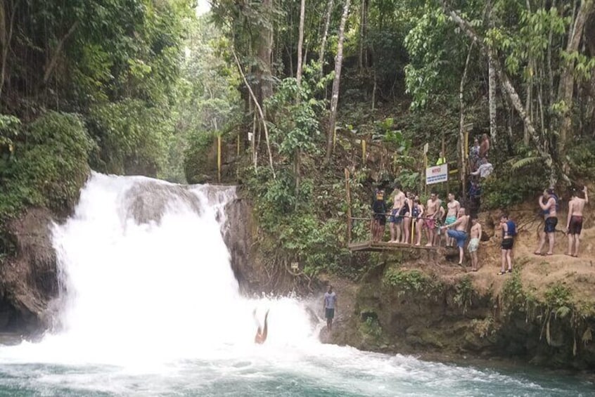 2 Hour Blue Hole Mineral Spring Swimming in Montego Bay