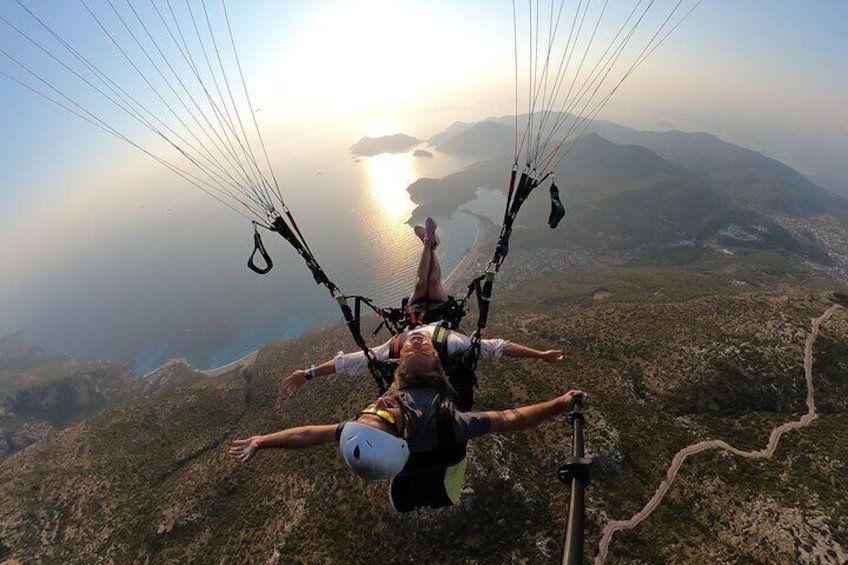 2-Hour Tandem Paragliding Experience in Fethiye, Babadag