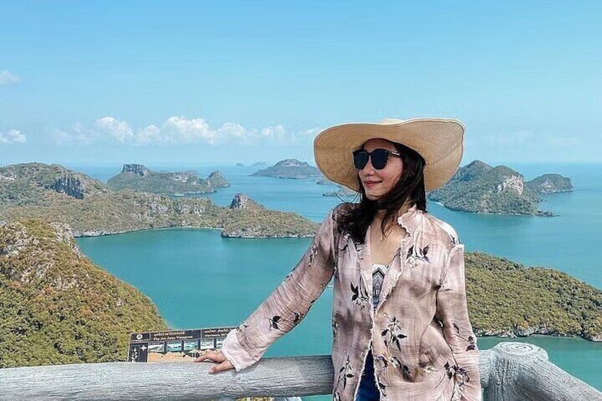 Angthong National Marine Park Tour by Big boat in Thailand