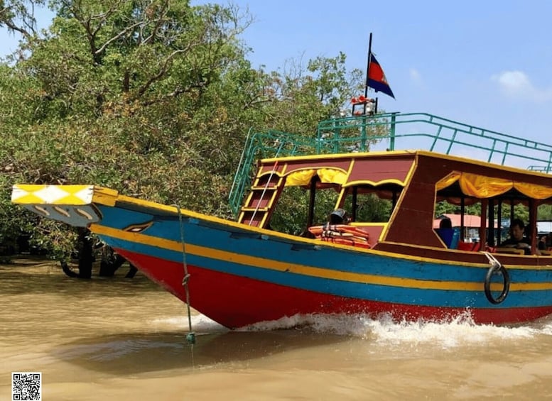 Picture 7 for Activity Floating Village Cruise at Tonle Sap Lake & Street Food Tour