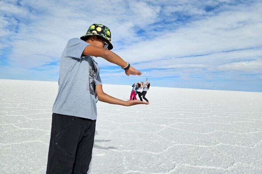 3-Day Uyuni Salt Flat Tour with Sunset and Red Lagoons