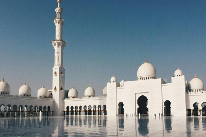 From Dubai: Zayed Mosque (Sunset) Tour - Abu Dhabi