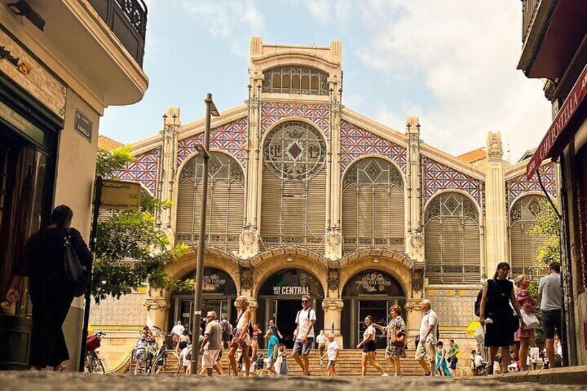 Historical Bike Tour in the city of Valencia