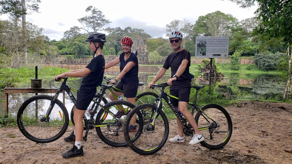 Private Angkor Wat Bike Tour