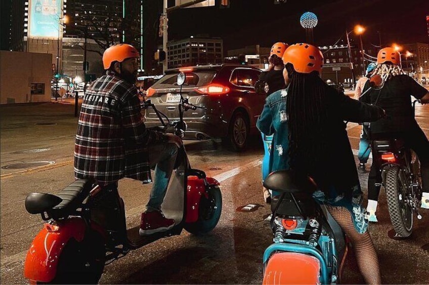 2 Hour Late Night Downtown Dallas E-Scooter Tour