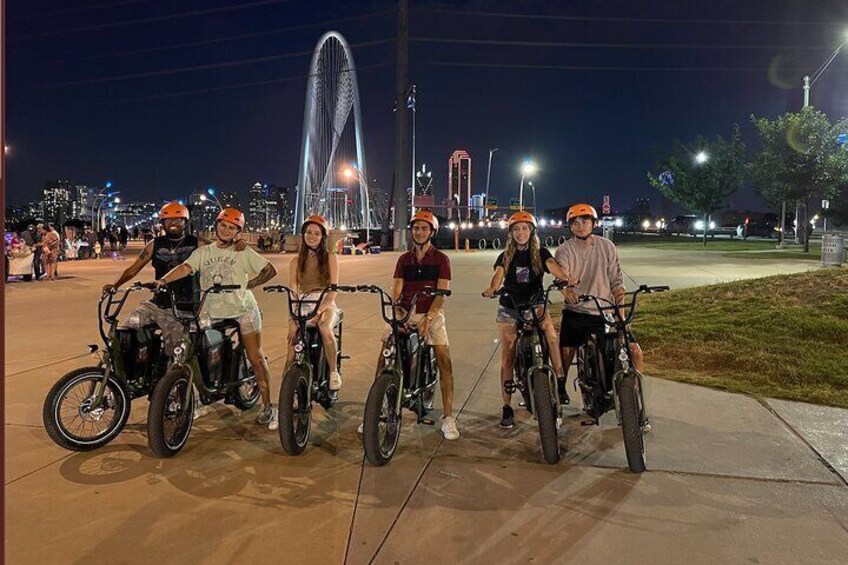 2 Hour Late Night Downtown Dallas E-Bike Tour