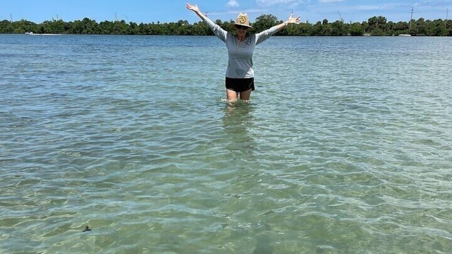 Turnaround break location for our 4 & 8-hour tours. White sand, clear shallow water only accessible by boat.